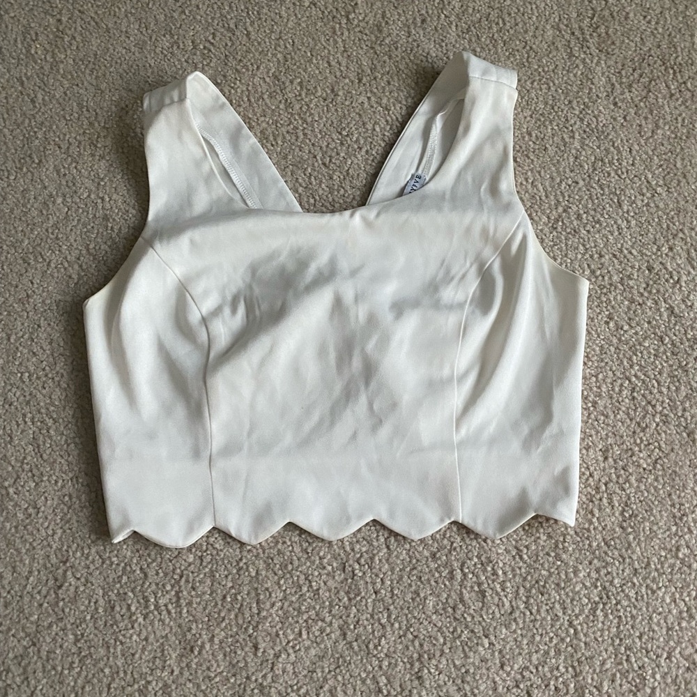 White scalloped tank top with lace up back